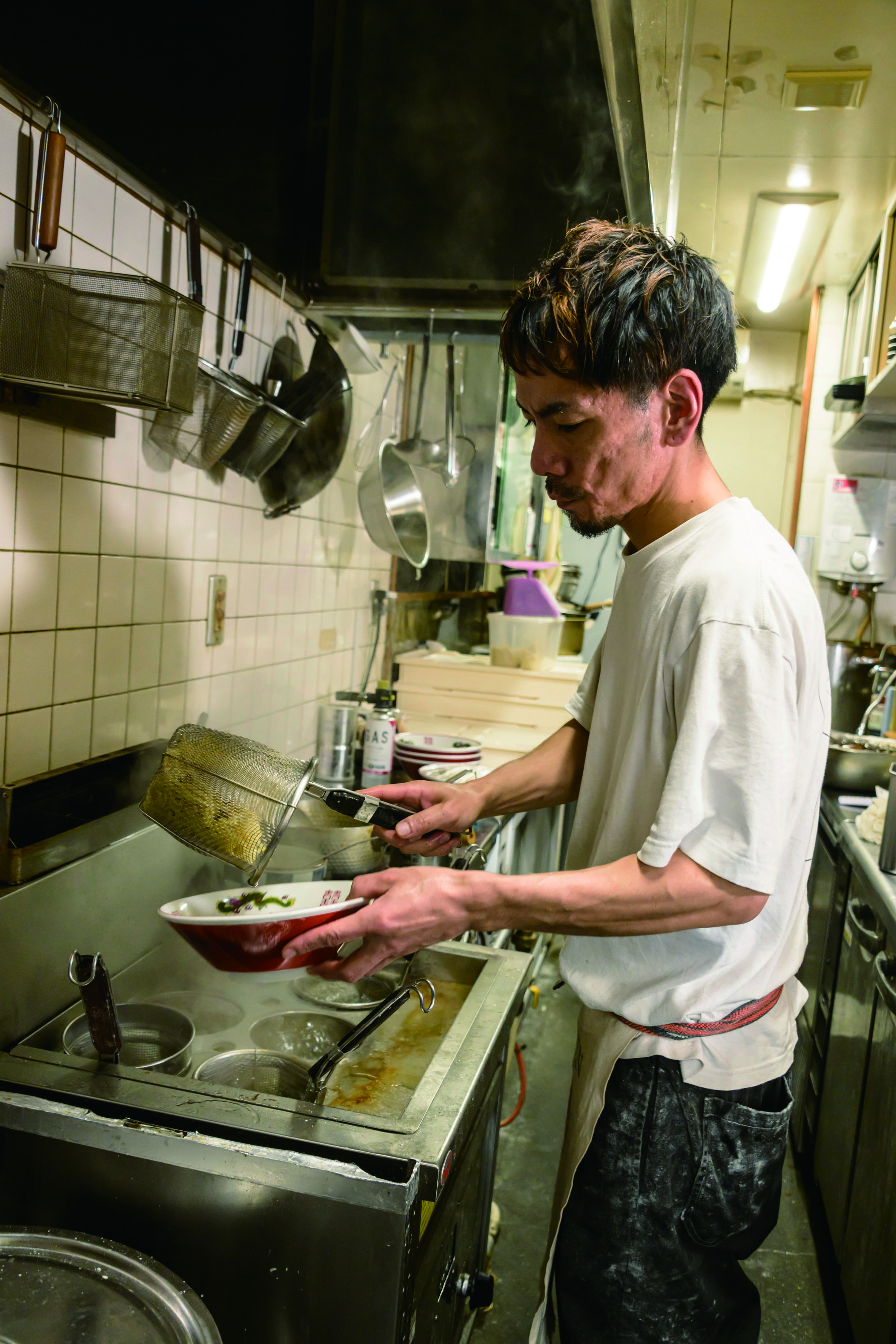 ご藤_調理カット.jpg