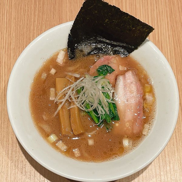 豚骨手もみらぁめん