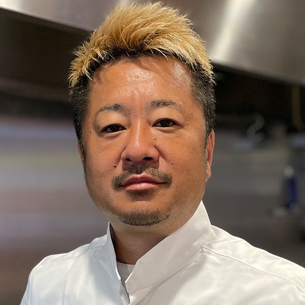 半田 新也