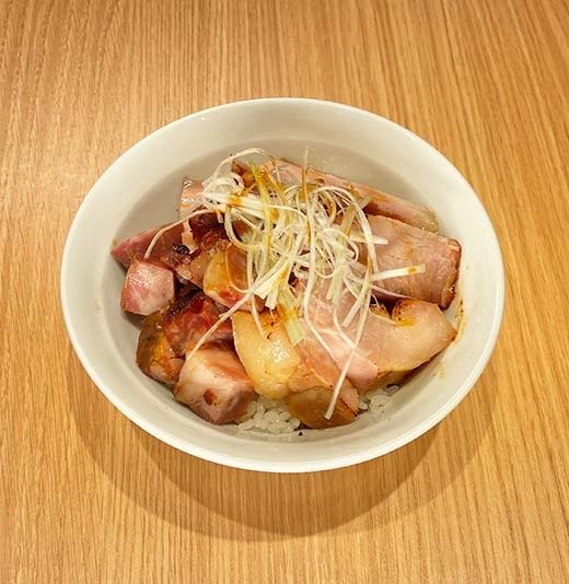 岩中ポークのプレミアムMIXチャーシューめし
