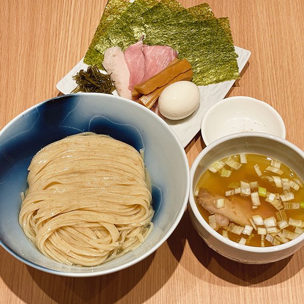 特製昆布水塩つけ麺
