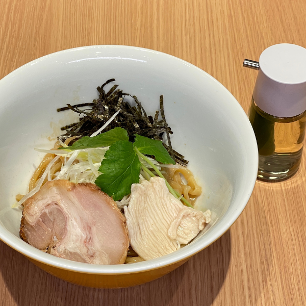 焦がし醤油トリュフ油そば