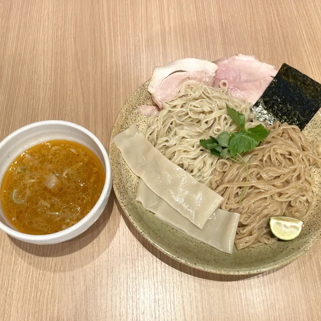 【数量限定】海老・蟹・あん肝・帆立・魚のアラのスペシャルつけ麺