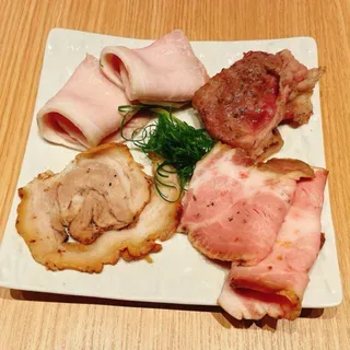 チャーシュー4種盛り
