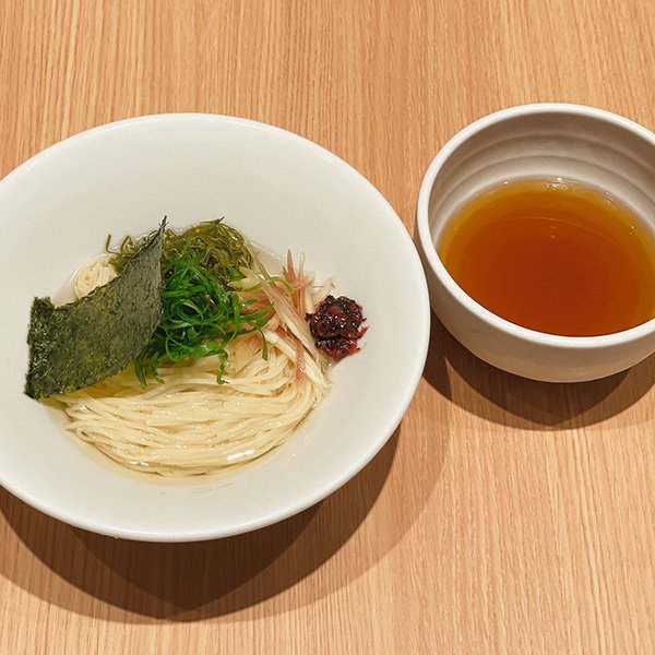 自家製麺つゆと昆布水のラーそうめん