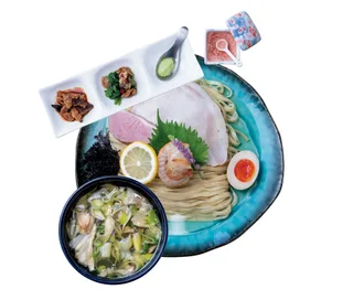 ホタテと昆布水の特製つけ麺