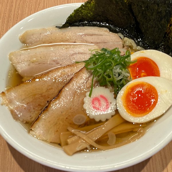 【麺処りょうや】特製昔ながらの佐野ラーメン(醤油)