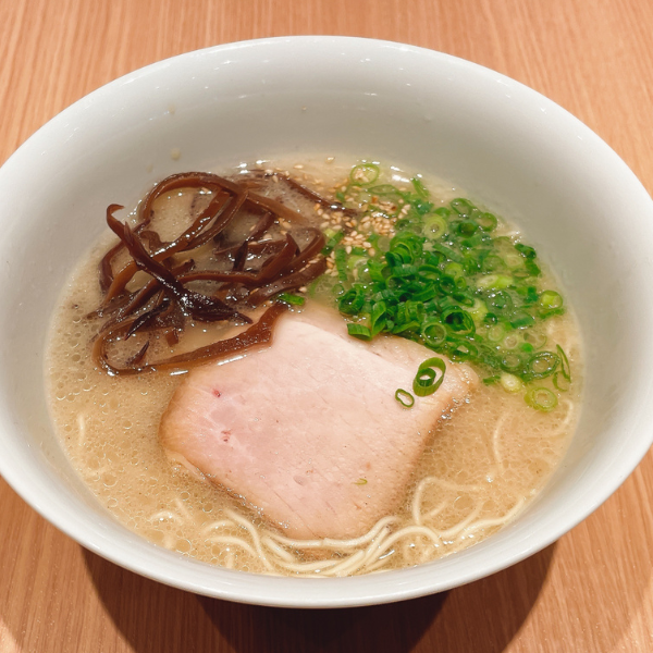 博多豚骨ラーメン(福岡)