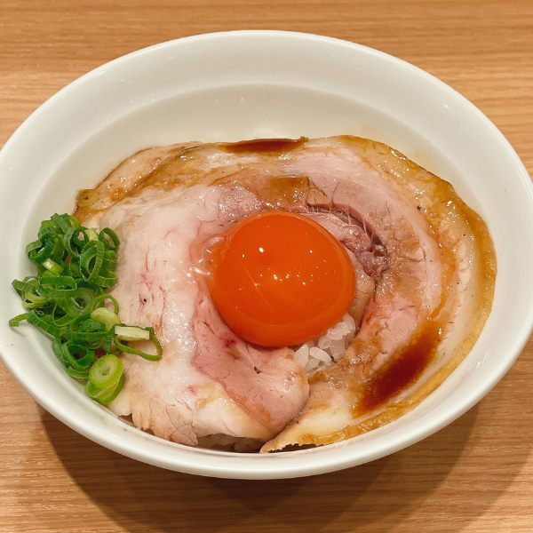 天城黒豚の炭火焼きTKG