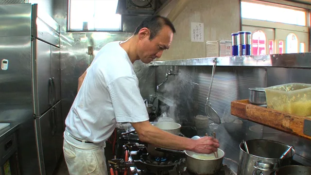 驚きの製法から生まれる竹岡式ラーメンの名店！千葉・市原市『ラーメン 天一』