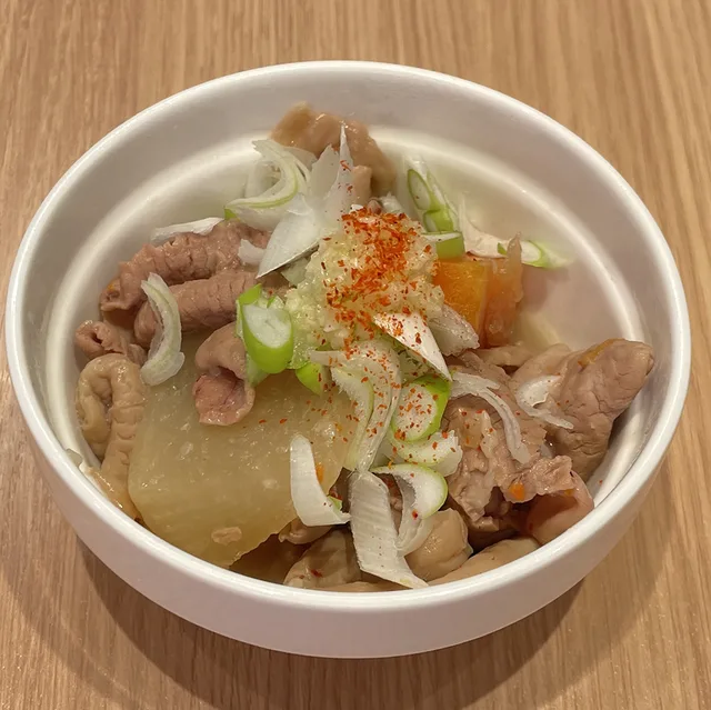 SPF豚のもつ煮