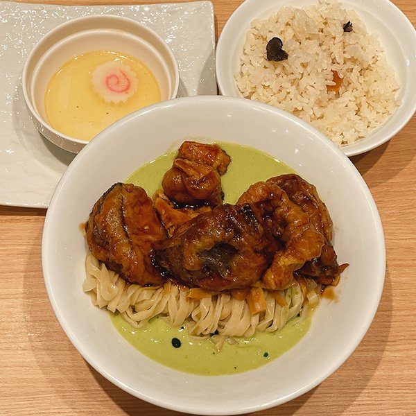 Delusion:All 和麺 穴子と賀茂茄子と青豆のすり流し【8/27(水)16時〜限定】
