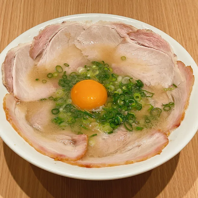 北海道月見チャーシュー豚骨