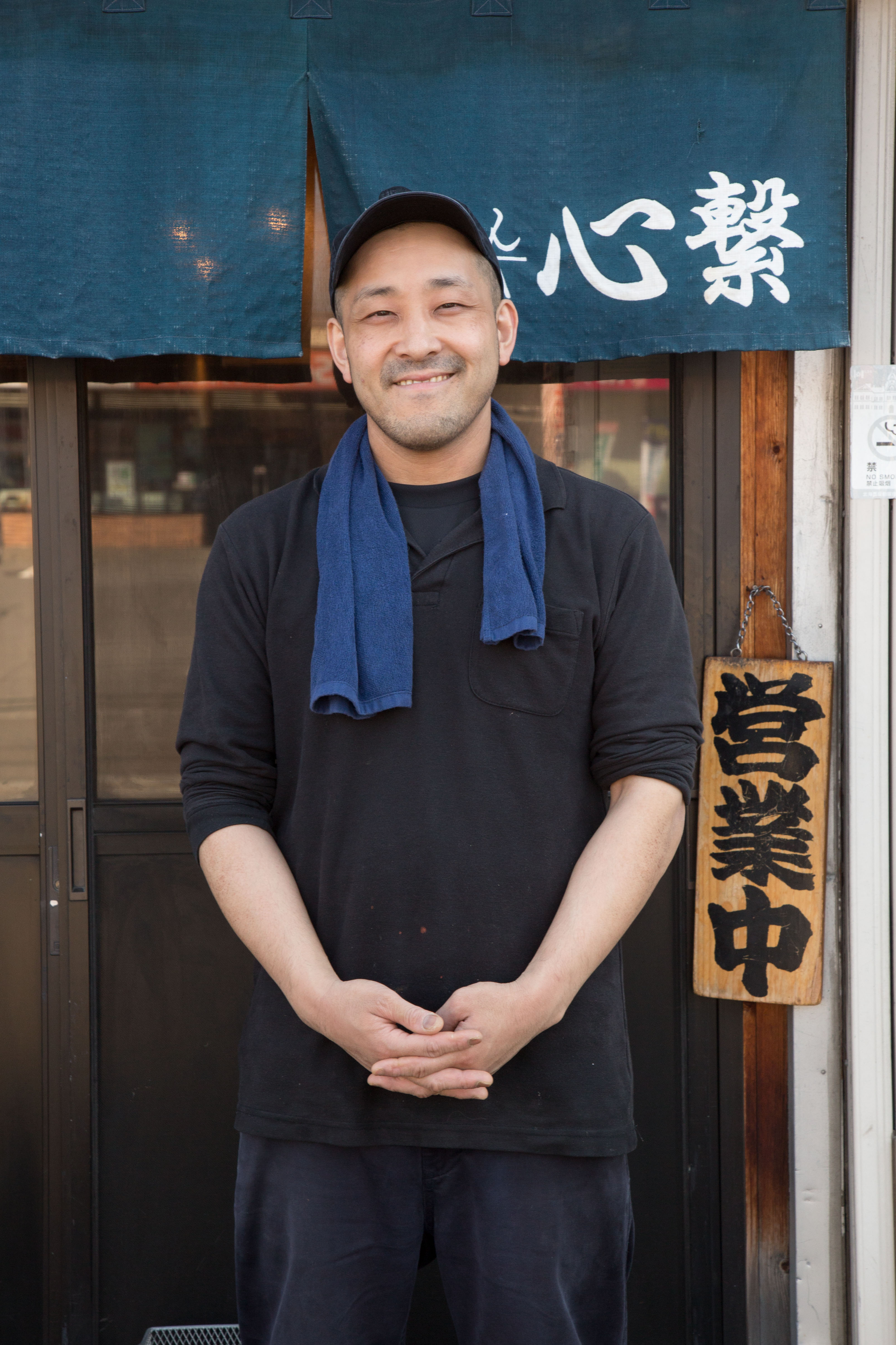 店主の玉山俊春さん 心繋_04.jpg