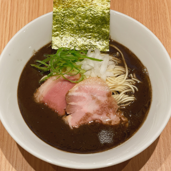 濃厚烏賊煮干しそば