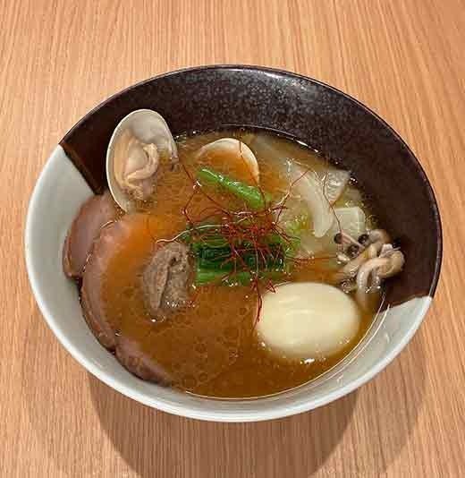 蛤の味噌そば