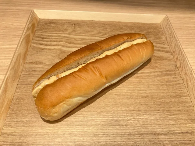 「かえでパン」