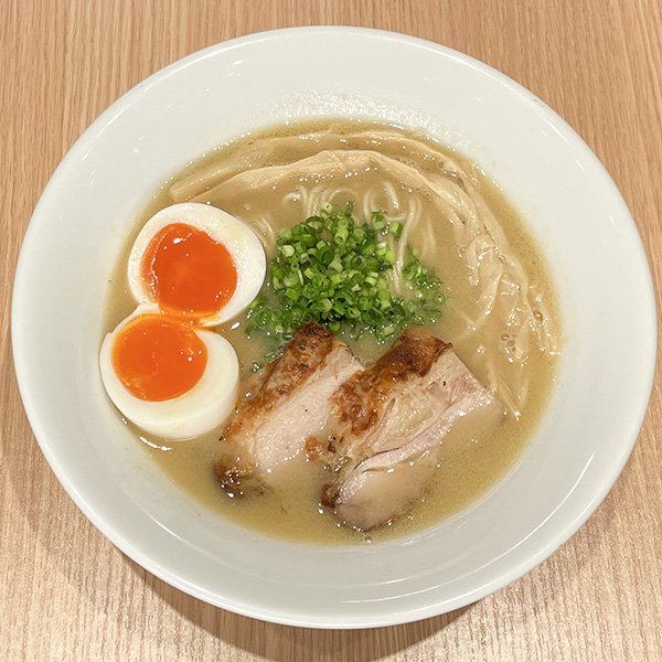 鶏ポタラーメンたまご付き