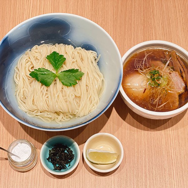 昆布水つけソバ(醤油)