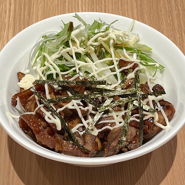 親鶏チャーシュー丼