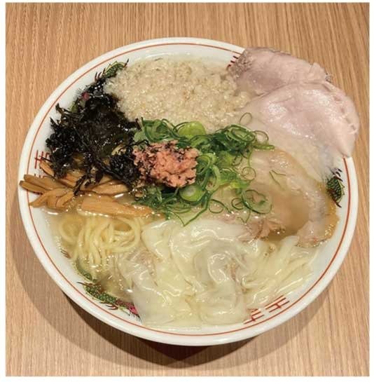 「背脂塩生姜ワンタンラーメン」
