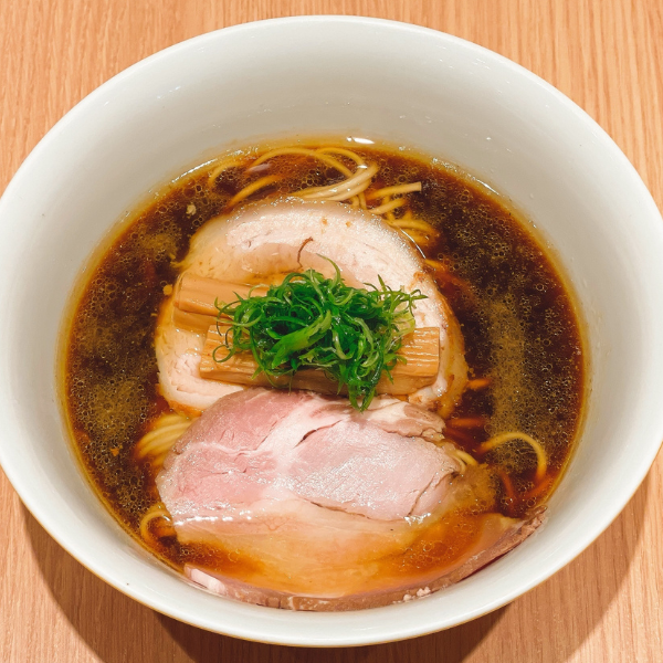 比内地鶏の醤油ラーメン