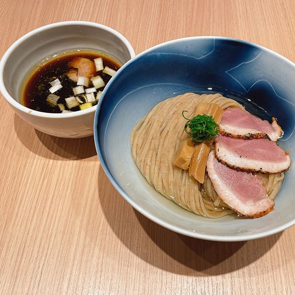 比内地鶏昆布水