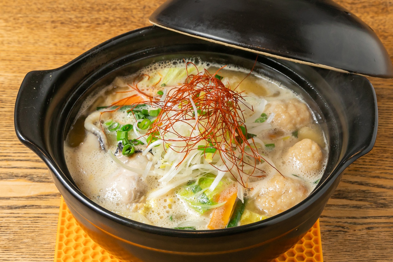 麺 屋 真 星