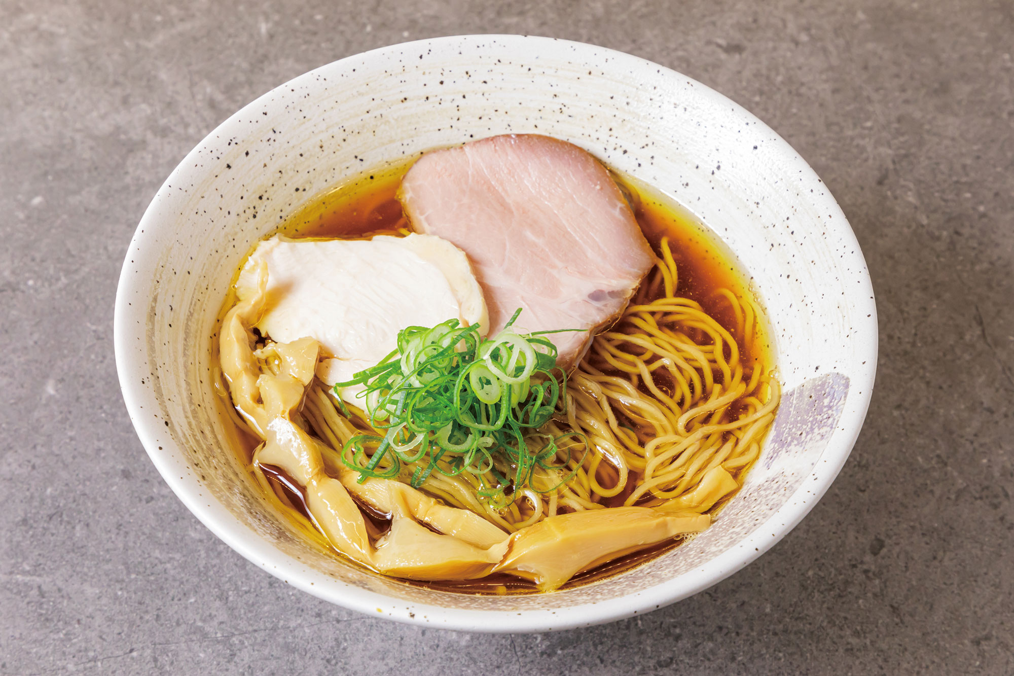 中華そば 980円 メイン_そめいよしの_0011.jpg