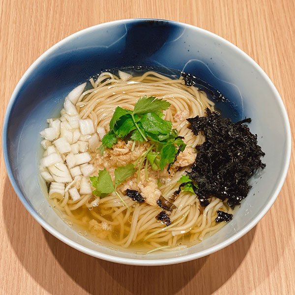 冷し煮干し鯛そば